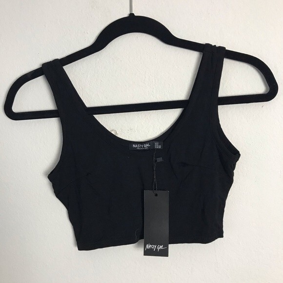 Nasty Gal Simple Black Crop Top- Stretchy- Size 4- NWTs - Picture 1 of 3